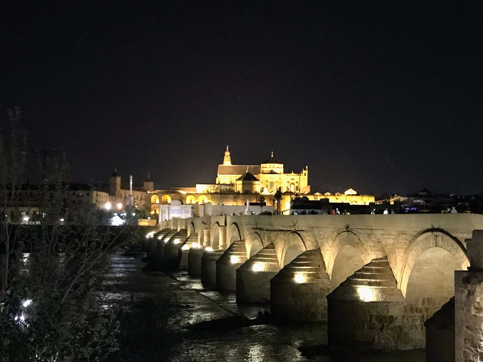 Córdoba, linda Córdoba